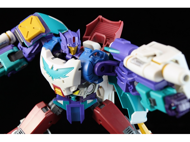 MMC - R-33 - Collisus MMC - TOYBOT IMPORTZ