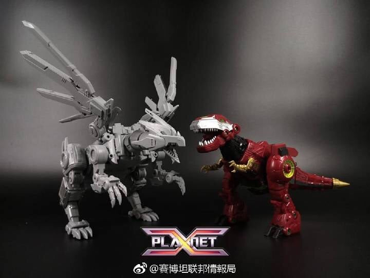 Planet X - PX-C01 Ismenios Planet X - TOYBOT IMPORTZ